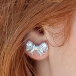Beautiful bow earrings
